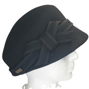 Betmar 100% Wool Black Hat with Bow